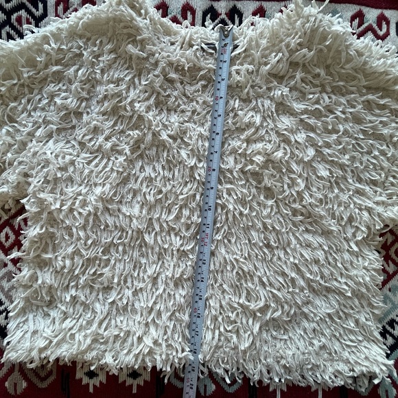 Zara feather effect cream long sleeve sweater size medium - Picture 5 of 9